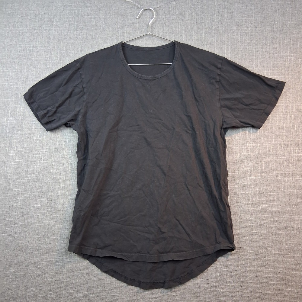 Mens Black Curved Drop Tail Hem Short Sleeve Crew Neck Cotton T-Shirt Minimalist